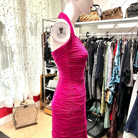 Tadashi Collection Fuschia Bodycon Gown - Picture 3 of 8